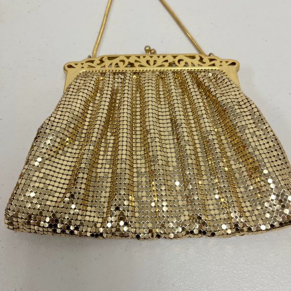 Whiting and Davis Vintage 60s gold mesh evening bag purse chain strap lined - Picture 7 of 12